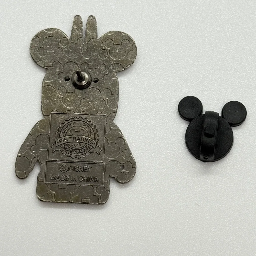 Disney‎ Parks Gideon Goat Vinylmation Style Enamel Pin Black White 2013